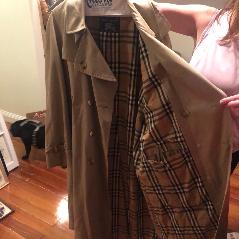 Men’s Burberry raincoat